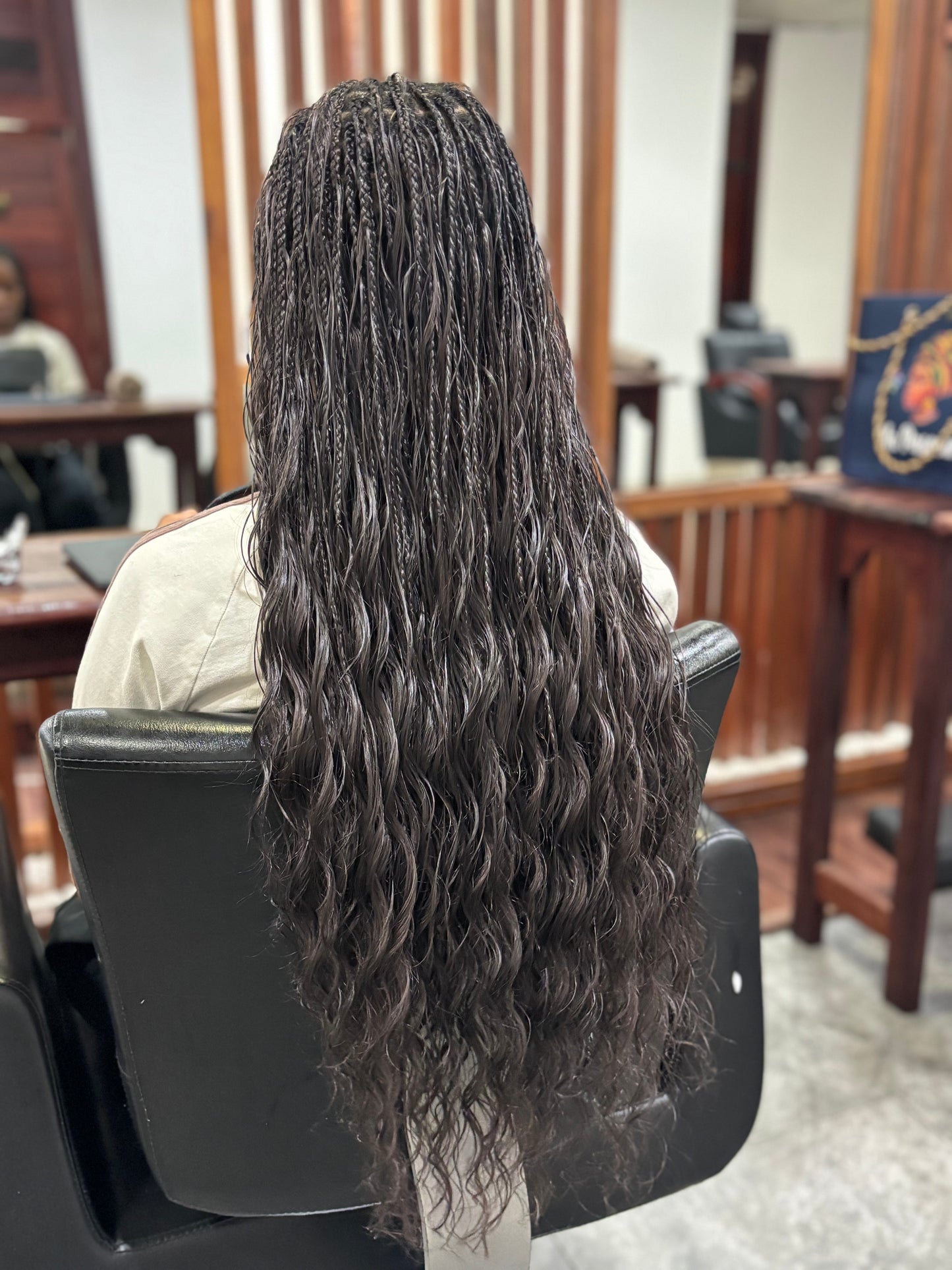 Mèche premium synthétique body wave Anna 24 pouces